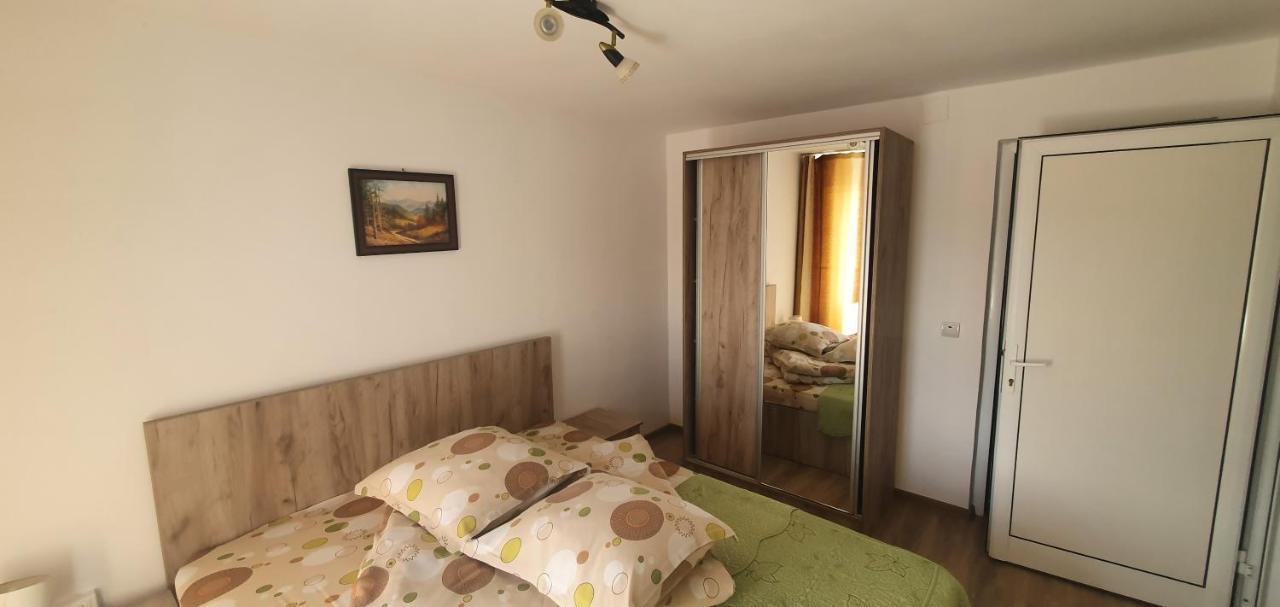 فندق Casa Silvia Căpăţîneni-Ungureni المظهر الخارجي الصورة