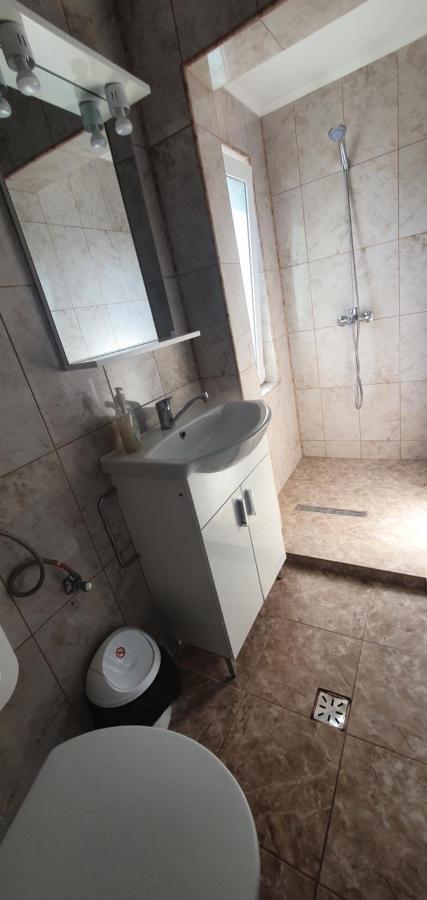 فندق Casa Silvia Căpăţîneni-Ungureni المظهر الخارجي الصورة