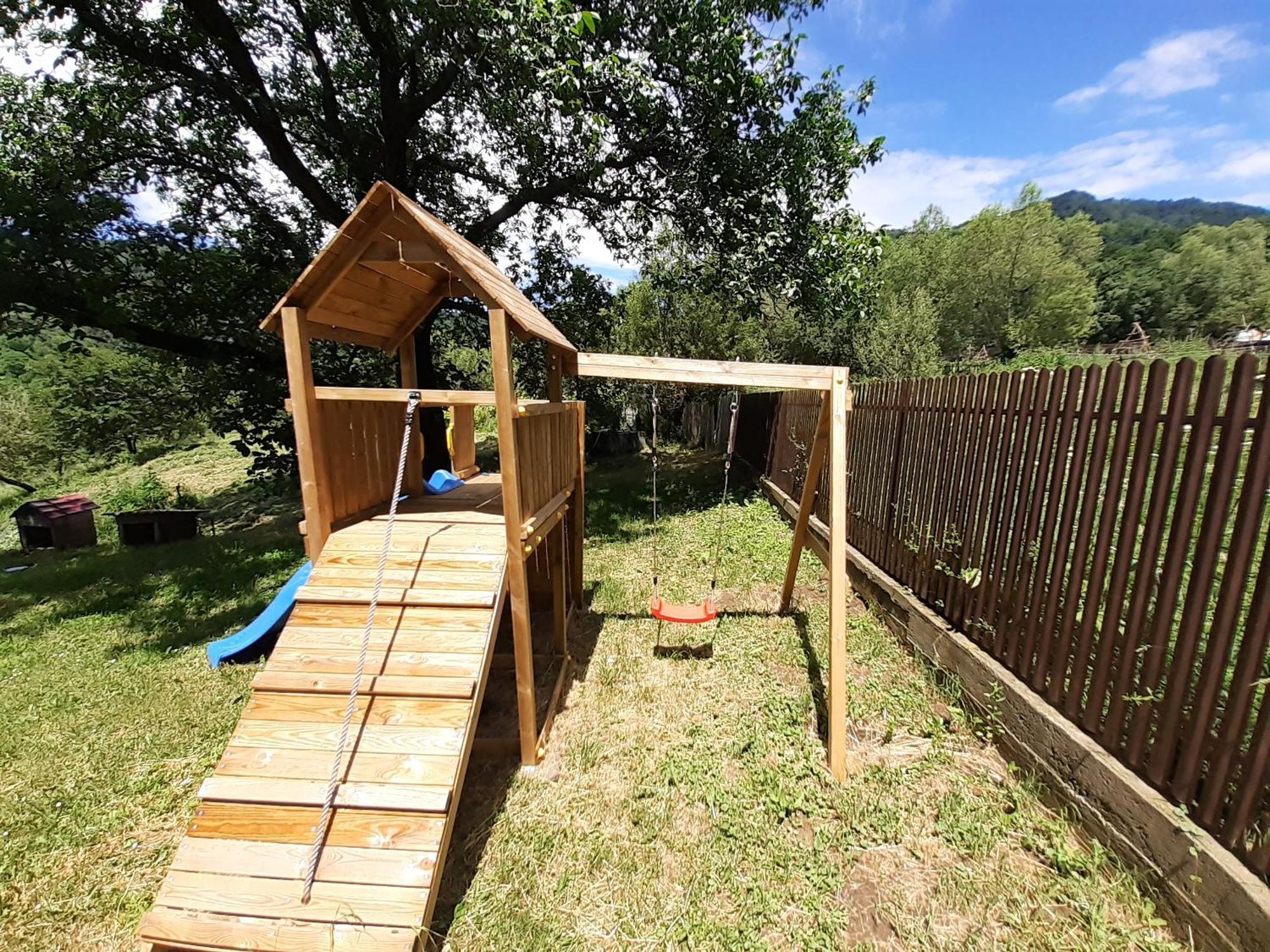 فندق Casa Silvia Căpăţîneni-Ungureni المظهر الخارجي الصورة